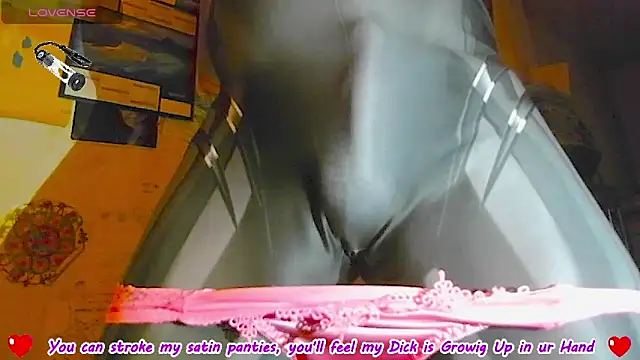 Snapshot of sexypenis75 chatting on 10-31-25, 10:55 sexypenis75 online show from 10-31-25, 10:55