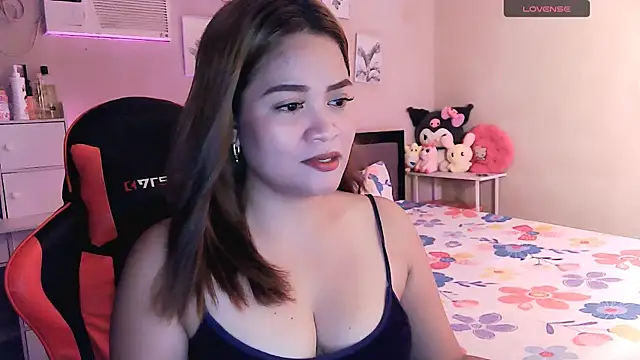 yenyen  online show from 05-27-26, 02:03