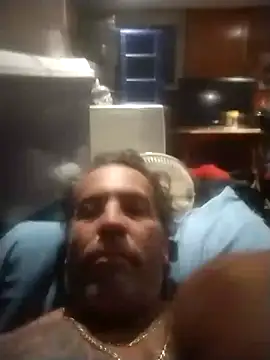 Snapshot of trucker1979 chatting on 10-01-25, 10:21 trucker1979 online show from 10-01-25, 10:21