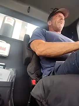 trucker1979 online show from 07-28-26, 05:12