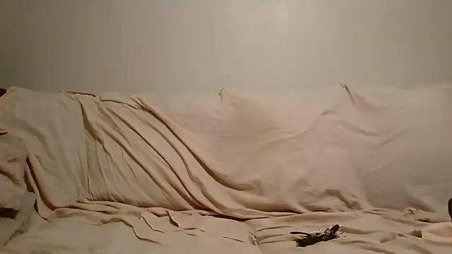 beautylovess online show from 06-18-26, 04:44