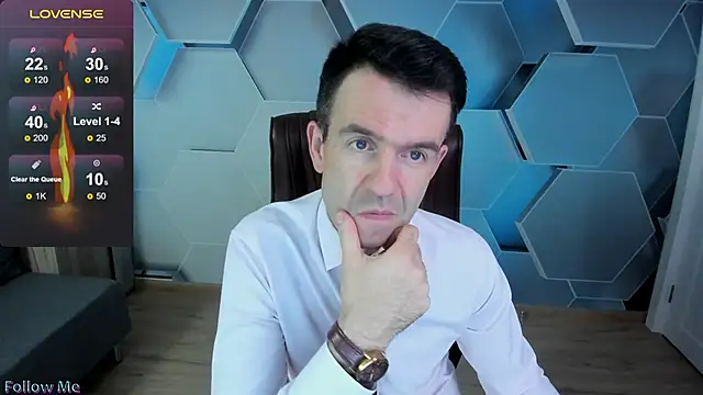 SteveTiger online show from 11-30-25, 03:32