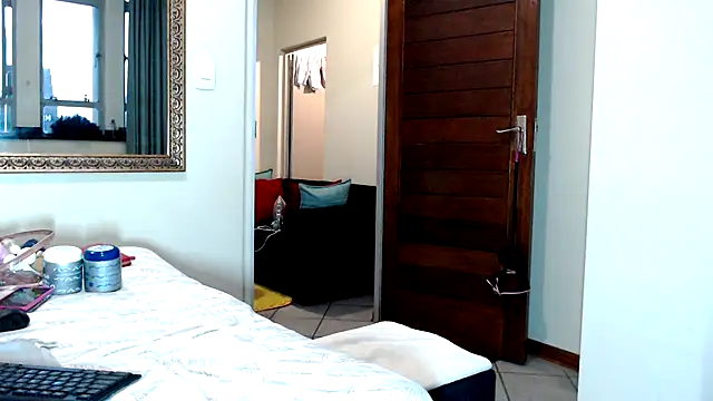 Snapshot of FitSelina66 chatting on 03-02-25, 04:32 FitSelina66 online show from 03-02-25, 04:32