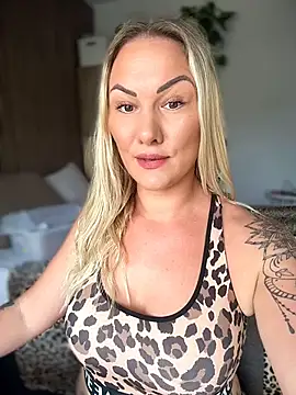 NastyMilf  online show from 04-09-26, 08:42