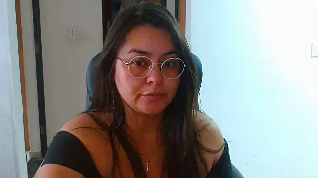 Snapshot of Ixchel_Anaid chatting on 05-29-26, 12:14 Ixchel Anaid online show from 05-29-26, 12:14