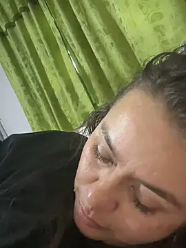 Snapshot of Ixchel_Anaid chatting on 06-07-26, 01:04 Ixchel Anaid online show from 06-07-26, 01:04