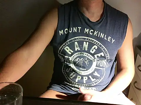 Snapshot of qpmario@xh chatting on 09-11-25, 04:12 qpmarioxh online show from 09-11-25, 04:12