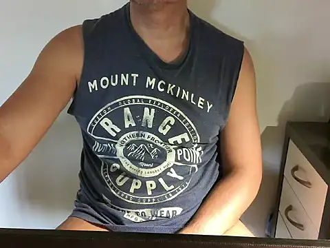 Snapshot of qpmario@xh chatting on 09-12-25, 06:24 qpmarioxh online show from 09-12-25, 06:24