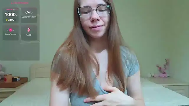 Snapshot of FairyTaylor chatting on 11-01-25, 03:41 FairyTaylor online show from 11-01-25, 03:41