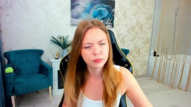 Snapshot of Strawberrye chatting on 06-07-26, 03:21 Strawberrye online show from 06-07-26, 03:21
