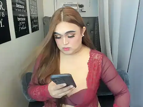 YourGirlfriendMegann online show from 01-11-26, 10:15