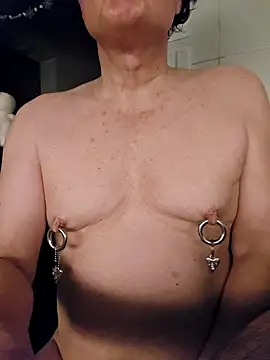 Snapshot of painslutfr chatting on 12-27-24, 05:09 painslutfr online show from 12-27-24, 05:09