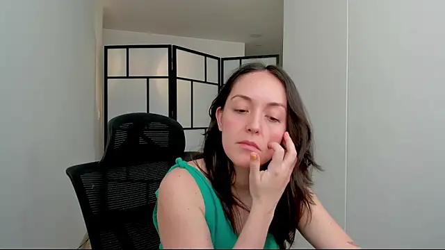 molly marmalade  online show from 12-03-25, 04:16