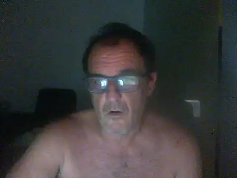 Snapshot of ConradinhoBR50 chatting on 05-13-26, 05:27 ConradinhoBR50 online show from 05-13-26, 05:27