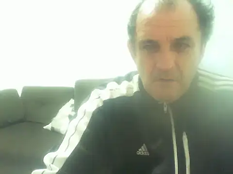 Snapshot of ConradinhoBR50 chatting on 05-21-26, 10:06 ConradinhoBR50 online show from 05-21-26, 10:06
