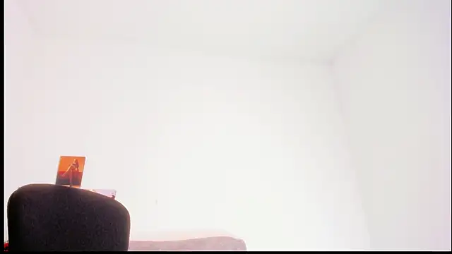 MIss Kendall  online show from 03-06-25, 11:09