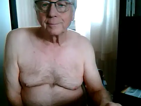 Snapshot of johnjohn622662 chatting on 03-11-25, 03:12 johnjohn622662 online show from 03-11-25, 03:12