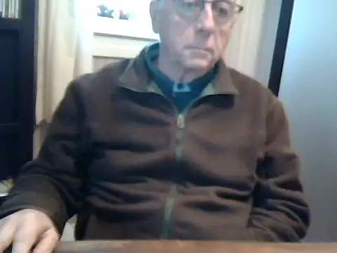 Snapshot of johnjohn622662 chatting on 11-21-25, 04:05 johnjohn622662 online show from 11-21-25, 04:05