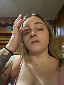 jaseyrae online show from 12-11-24, 08:18