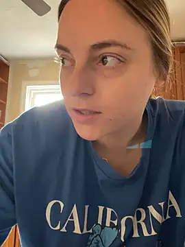 jaseyrae online show from 12-13-24, 03:54