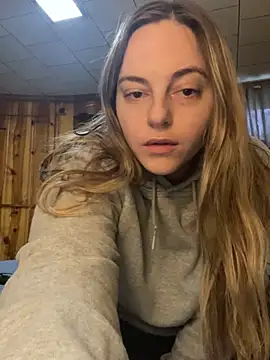 jaseyrae online show from 12-20-24, 06:02