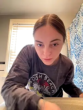 jaseyrae online show from 11-15-25, 04:47