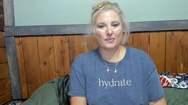 lisaxlovexxx online show from 10-03-25, 06:16