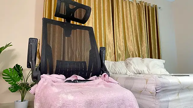 KatnessHot online show from 01-04-25, 01:31