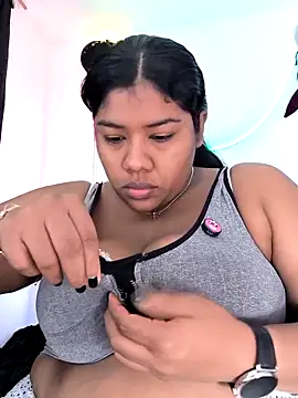 paola091 online show from 03-04-26, 11:49