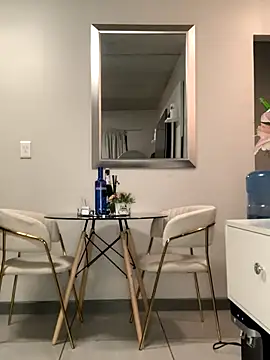 Snapshot of CurvyDesire1 chatting on 10-30-25, 08:20 CurvyDesire1 online show from 10-30-25, 08:20