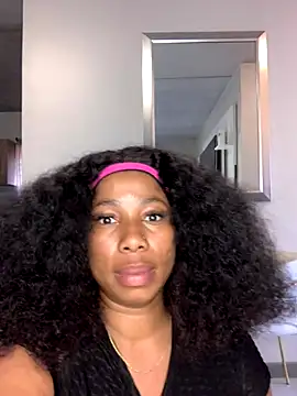 Snapshot of CurvyDesire1 chatting on 12-04-25, 10:46 CurvyDesire1 online show from 12-04-25, 10:46