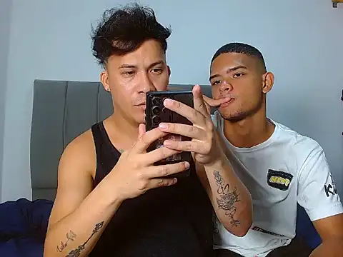 boyhot23x online show from 07-13-26, 01:30