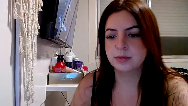 Snapshot of chelbyy chatting on 02-05-26, 03:22 chelbyy online show from 02-05-26, 03:22