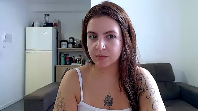 Snapshot of chelbyy chatting on 03-18-26, 08:23 chelbyy online show from 03-18-26, 08:23