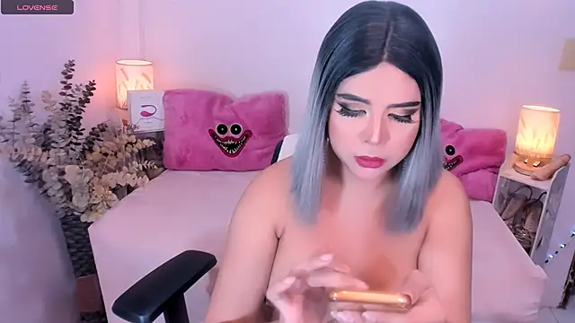 AmazingDREAMGirl online show from 09-18-25, 11:56