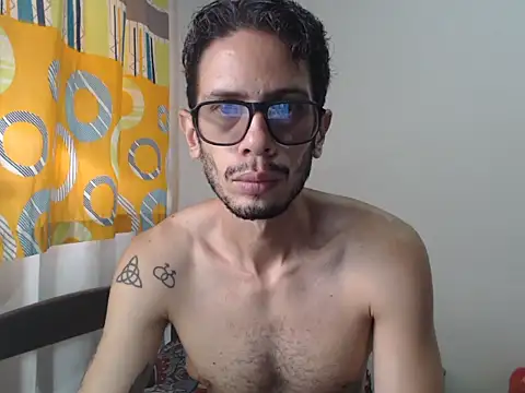 alisterxxx online show from 04-15-26, 02:02