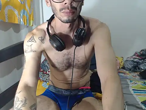alisterxxx online show from 07-26-26, 02:42