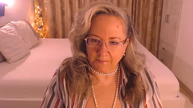 Raisshy online show from 03-03-26, 05:13