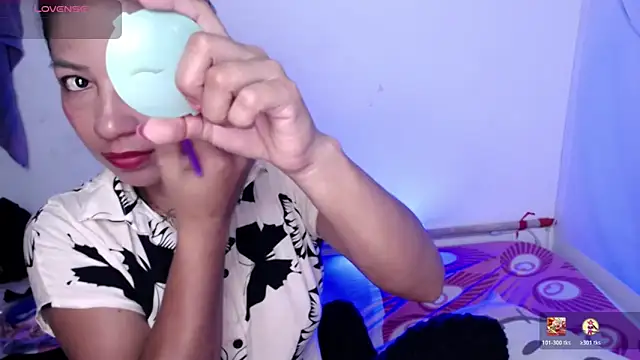 ninatiny online show from 04-06-26, 11:22