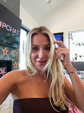 Snapshot of jasminesummer chatting on 02-26-26, 09:47 jasminesummer online show from 02-26-26, 09:47