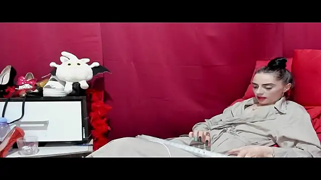 jessystarr online show from 04-24-26, 06:43