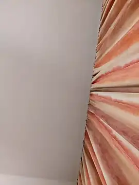 Szandi1984 online show from 12-25-24, 07:02