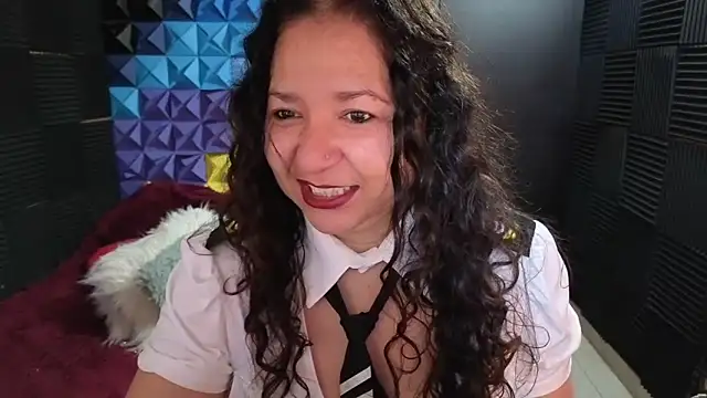 katifoxx online show from 12-01-25, 02:33