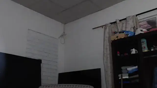 adrixxx38 online show from 02-09-26, 11:20