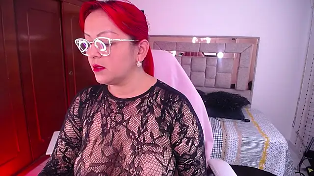 salomecastro  online show from 10-19-25, 03:34