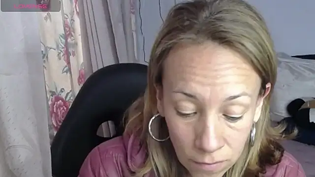 cristin doll  online show from 03-16-26, 08:24