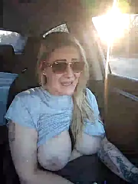 HollyTattoo online show from 02-26-25, 10:53