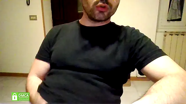 Snapshot of samenik chatting on 04-06-26, 08:54 samenik online show from 04-06-26, 08:54