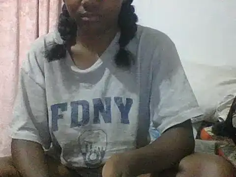 Hamie sexy online show from 11-07-25, 08:53