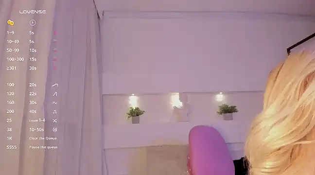 AshleyRoys online show from 02-04-25, 06:38